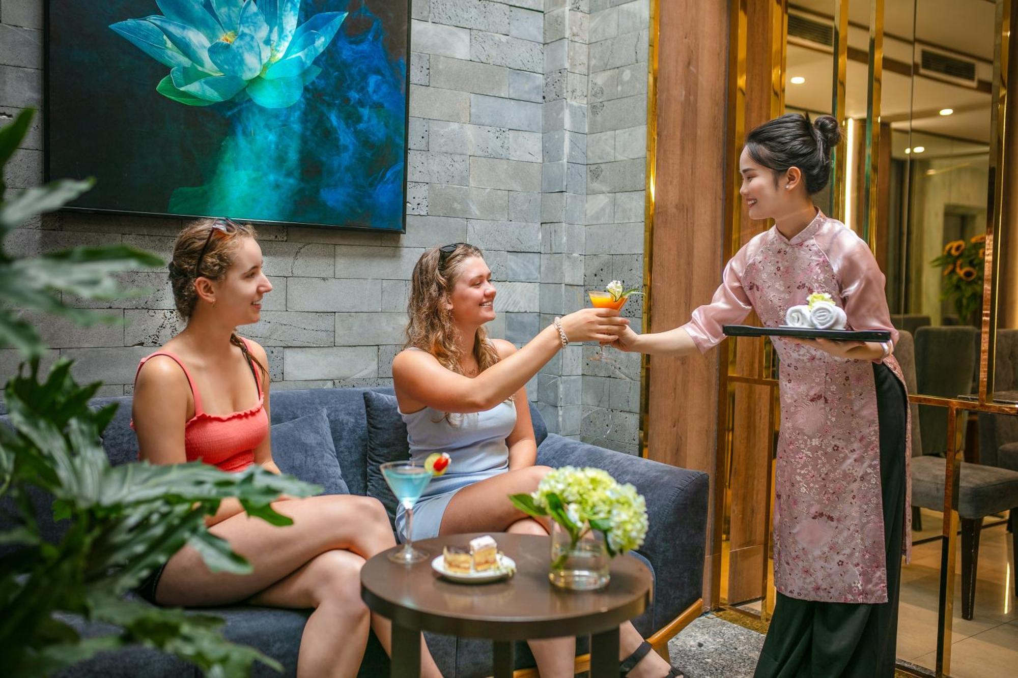 Hanoi La Palm Premier Hotel & Spa Kültér fotó